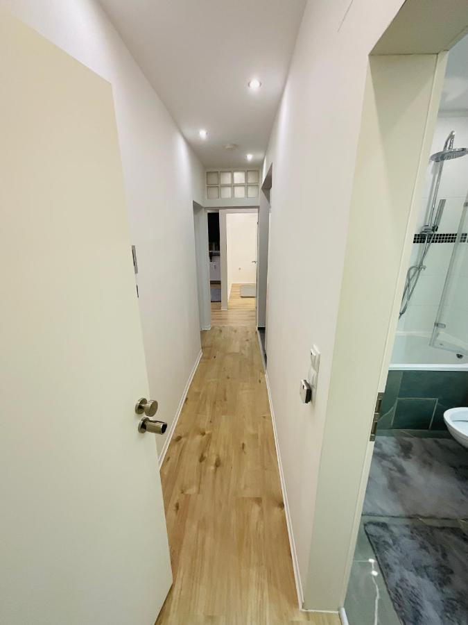 - Am Marktplatz - Up To 5 - Next To Frankfurt And Hanau - Coffee And Snacks - Netflix, Prime, Nidderau