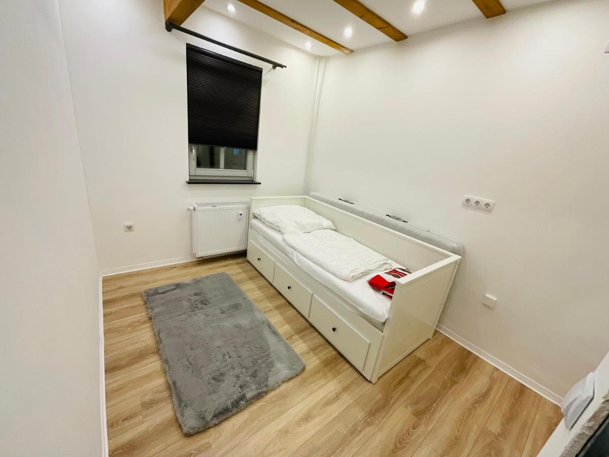 - Am Marktplatz - Up To 5 - Next To Frankfurt And Hanau - Coffee And Snacks - Netflix, Prime,